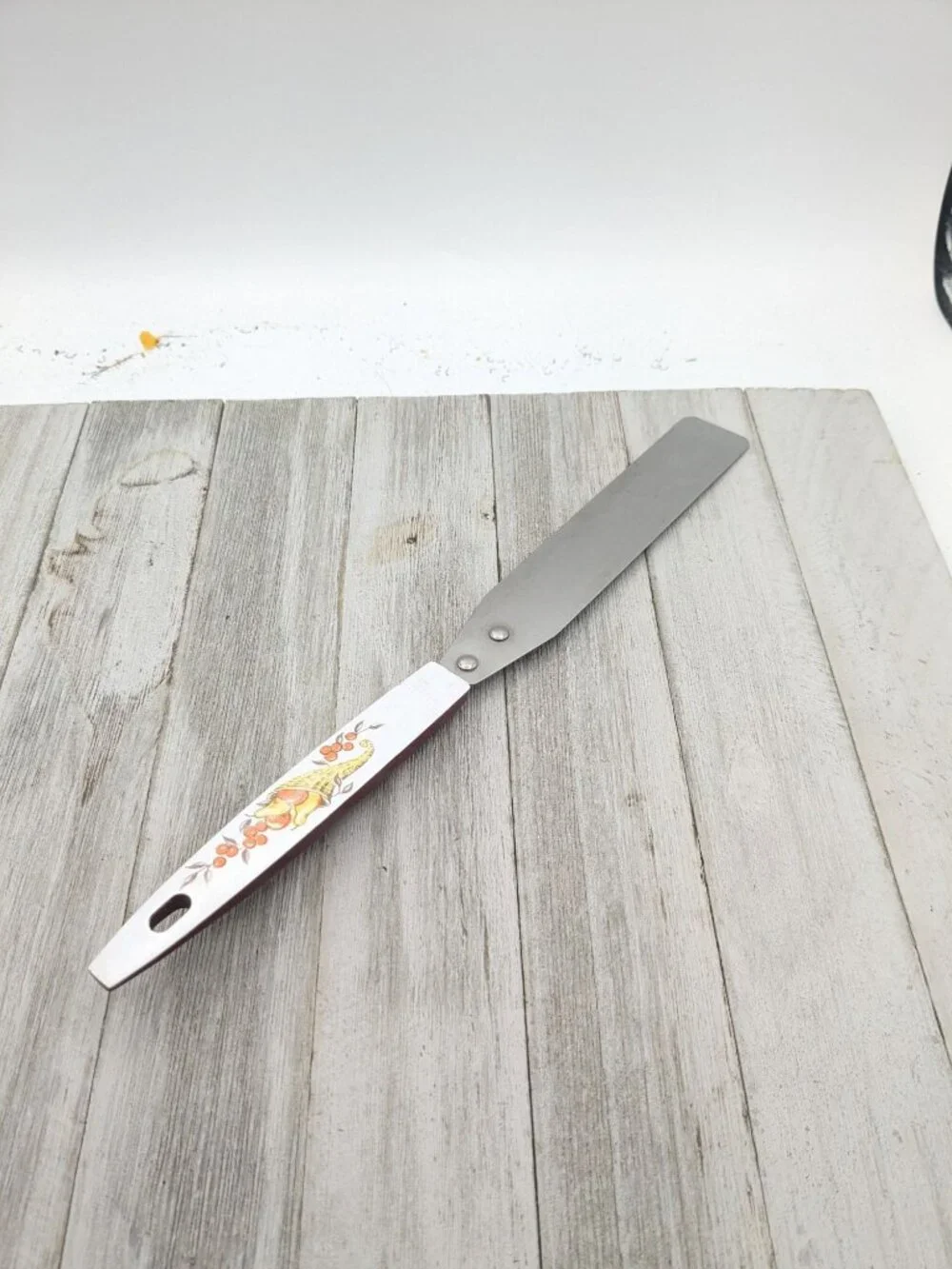 Vintage Stanley Cake Icing Spatula Stainless Steel Maroon Handle USA 11 1/4